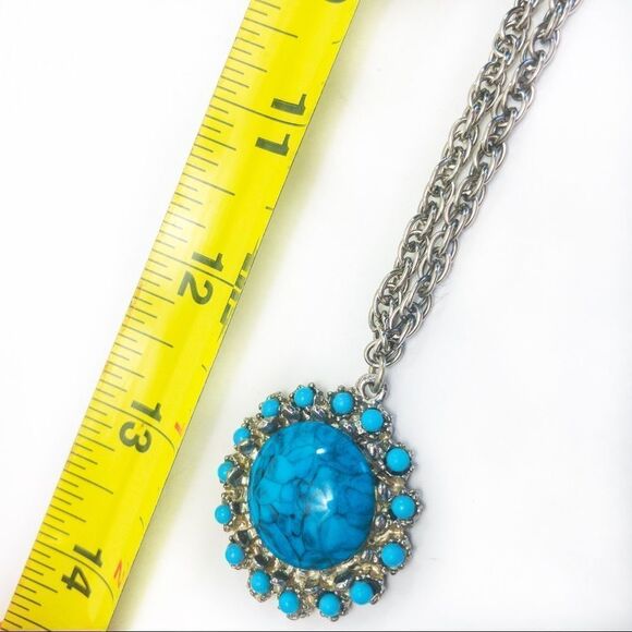Faux Turquoise Pendant Silvertone Chain Necklace - Picture 7 of 7